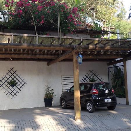 Vilarejo Praia Do Pereque Suites Ilhabela Eksteriør billede