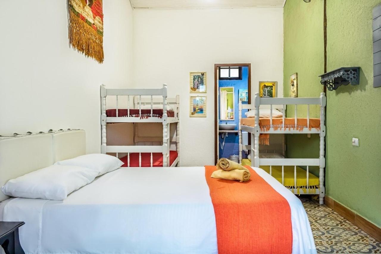 Vilarejo Praia Do Pereque Suites Ilhabela Eksteriør billede