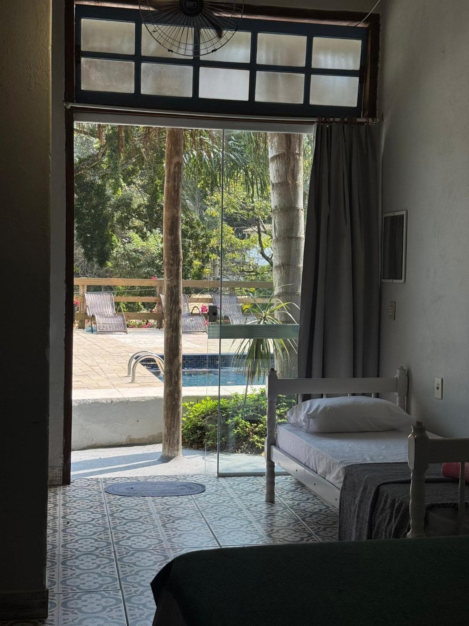 Vilarejo Praia Do Pereque Suites Ilhabela Eksteriør billede