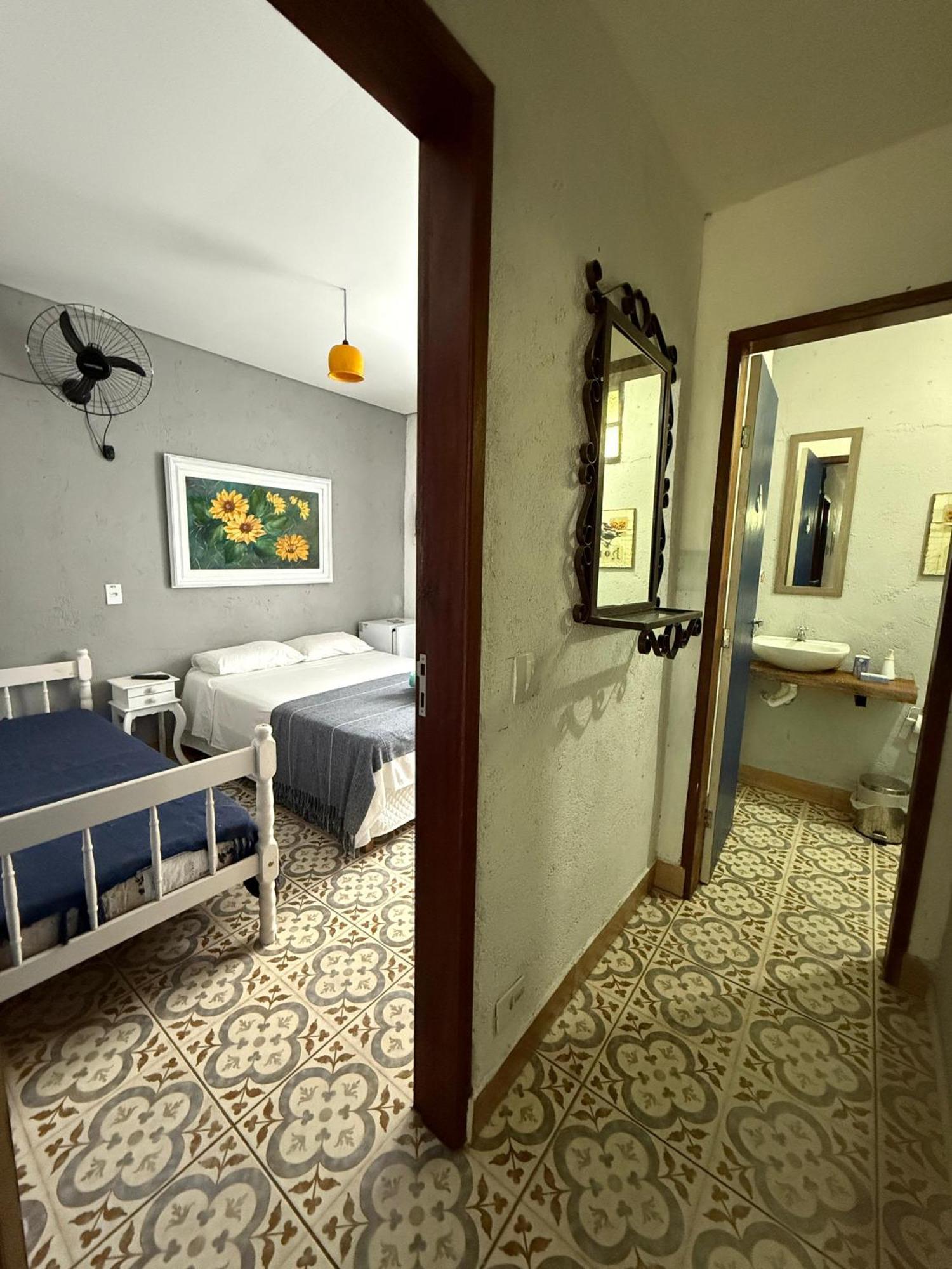 Vilarejo Praia Do Pereque Suites Ilhabela Eksteriør billede